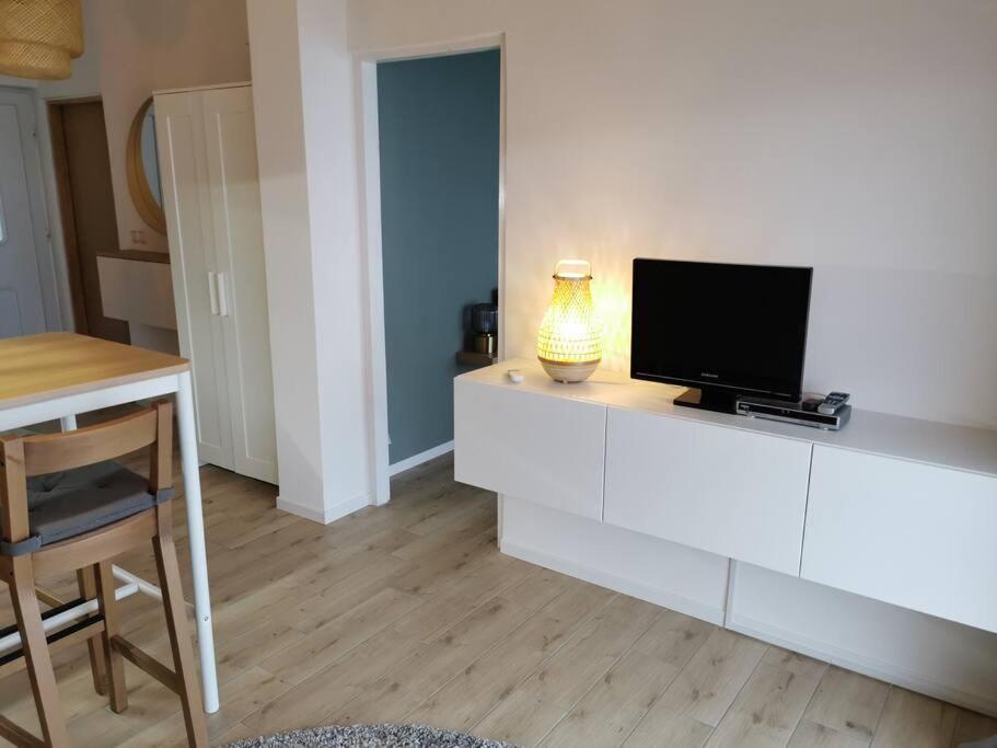 Ferienwohnung Mit 180° Meerblick Dobrec Экстерьер фото